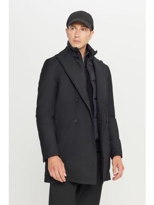 Standart Fit Normal Kesim Geniş Kırlangıç Yaka Yan Cepli Kaban