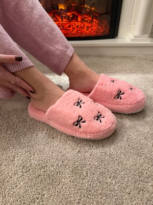 Aksulu Kadın Sessiz Taban Yumuşak ve Hafif Kurdele Desenli Peluş Ev Terliği