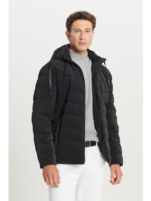 Altınyıldız Classics Standart Fit Normal Kesim Dik Yaka Kapüşonlu Yan Cepli Kaban