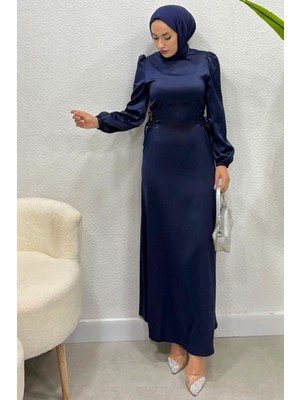 Tesettür Diyarı Yandan Çapraz Bağlamalı Saten Tesettür Abiye-Lacivert