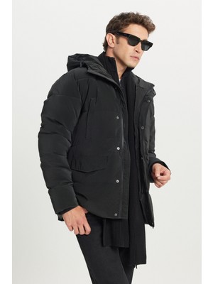 Standart Fit Normal Kesim Dik Yaka Kapüşonlu Kapak Cepil Kaban