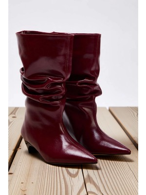 Benerly Kadın Sivri Burunlu Kısa Topuklu Büzgülü Suni Deri Çizme Fonksiyonel Dayanıklı Kaliteli Şık