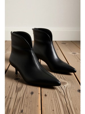 Benerly Kadın Sivri Burun Ince Topuklu Bot Suni Deri Fonksiyonel Dayanıklı Kaliteli Konforlu Şık