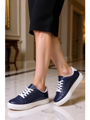 Benerly Kadın Bağcıklı Düz Kalıp Spor Ayakkabı Düz Taban Fonksiyonel Dayanıklı Kaliteli Konforlu Şık