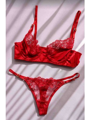 Lovenel Kırmızı Brode Dantelli Takım