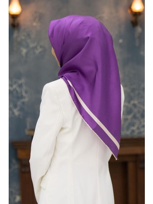 Vissona 100% Twill Ipek Düz Renk Bordür Desenli Mor - Krem Renkli Daha Tok Exclusive Serisi 90X90 Dikim Şekli : El Dikişi Eşarp