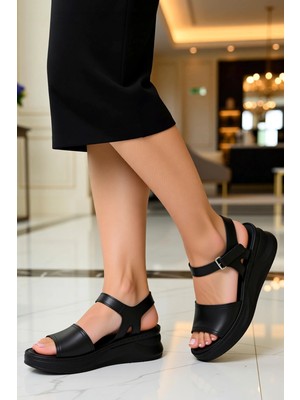 Benerly Kadın Düz Topuklu Suni Deri Sandalet Bağcıksız Fonksiyonel Dayanıklı Kaliteli Konforlu Şık