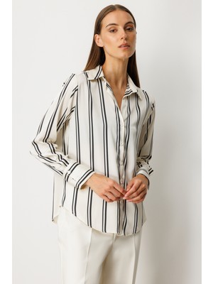 On Kadın Çizgili Saten Gömlek 64300 Ekru-Siyah