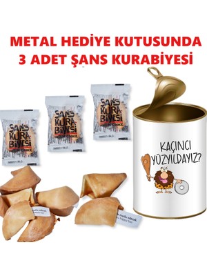 E-Hediyeci Yılbaşı Eğlence Hediyesi, Şans Kurabiyesi, Yeni Yıl Hediyesi, Yılbaşı Hediye Seti, Yılbaşı Hediyesi,mesajlı Şans Kurabiyesi, Sevgiliye Hediye, Arkadaşa Konsept Hediye Kutusu (3 Adet Şans Kurabiyesi)