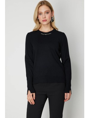 On Kadın Yakası Inci Detaylı Triko Kazak 65379 Siyah