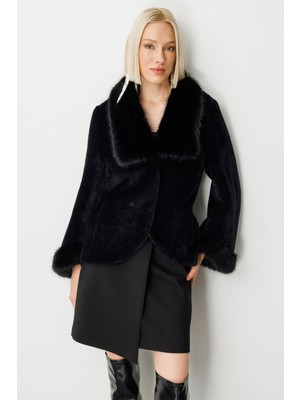 Ekol Kadın Yakası Kürklü Peluş Mont 6027 Siyah