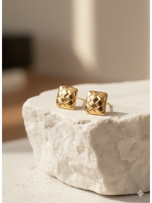 Çelik Takı Kapitone Örgü Detaylı Kare Çelık Küpe Paslanmaz Kararmaz 316 L