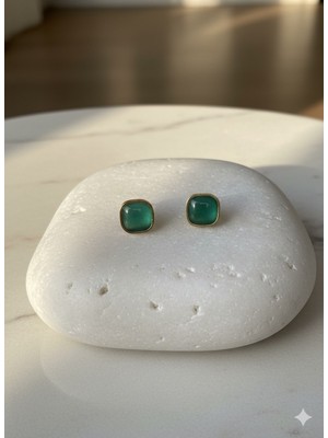 Çelik Takı Zümrüt Yeşili Kare Kesim Paslanmaz Çelik Küpe