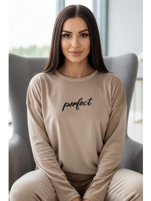 Pijama Evi Karamel Perfect Desenli Exclusive Kadife Kadın Pijama Takımı 