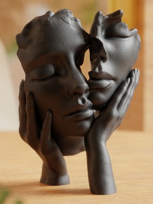 Linova Eller Içinde Çift Heykel Biblo Dekoratif Obje