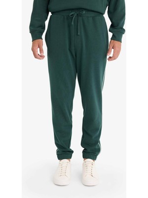 Defacto Regular Fit Beli Bağcıklı Cepli Paçası Lastikli Yeşil Erkek Eşofman Altı E9664AX/GN536