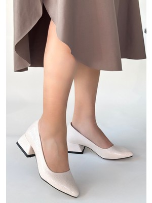 Mç Plus Nitya Bej Baskılı Rugan Topuklu Ayakkabı