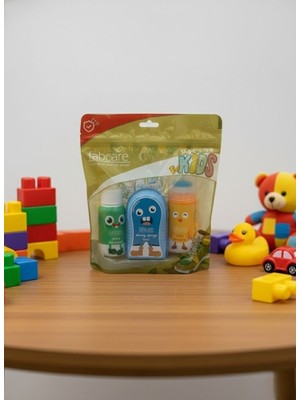 Fabcare Çocuk Ayakkabı Bakım Seti - 3'lü (Deodorant + Ayakkabı Temizleme Şampuanı + Parlatıcı Sünger)