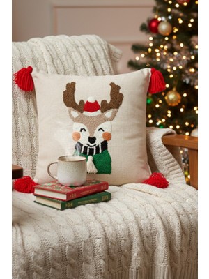 Punch Nakışı Geyik Kırlent - Kırmızı Püsküllü Yılbaşı Temalı Dekoratif Yastık