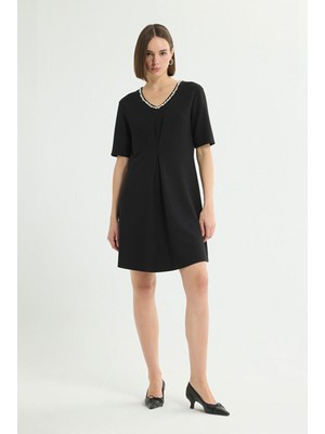 Love My Body Yakası Taş Detaylı Örme Elbise Siyah 124L9727000