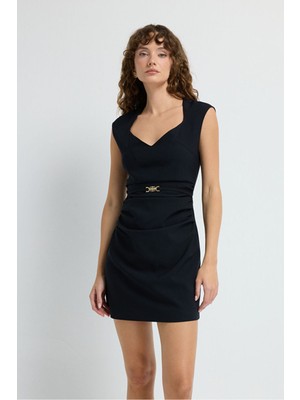 Adl Kolsuz Mini Elbise Siyah 12445931000