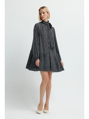 Adl Pliseli Elbise Siyah 12445828000