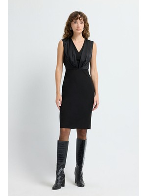 Adl V Yaka Kolsuz Elbise Siyah 12445794000