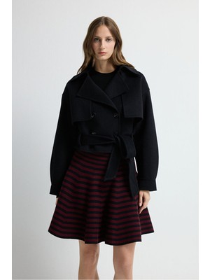 Adl Kemer Detaylı Kısa Kaban Siyah 13645390000