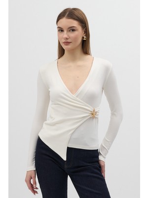 Rays Ekru Aksesuarlı Kruvaze Yaka Uzun Kollu Bluz 8227A