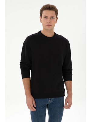 U.S. Polo Assn. Erkek Comfort Fit Bisiklet Yaka Siyah İnce Sweatshirt 50316378-VR046