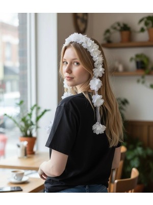 BB Trendy beyaz çiçek detaylı uzun sarkıtlı taç,lohusa,anne,çocuk,nedime,bride to be,kına gecesi saç aksesuarları