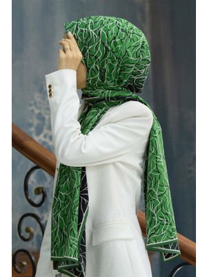 Vissona Lüks Medine Ipeği Geometrik Desenli Zümrüt Yeşili Renkli 75X195 Kırışmaz Şal Moss Krep Dikiş Tipi Italyan Dikişli