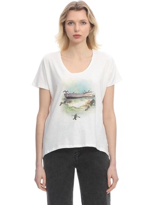 Avoria Doğa Dostu Organik Pamuk Deniz ve Yaban Hayatı Baskılı Bisiklet Yaka Kadın Tişört– Beyaz