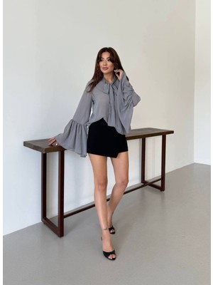 New Station Remoda Ispanyol Kol Trasparan Bluz