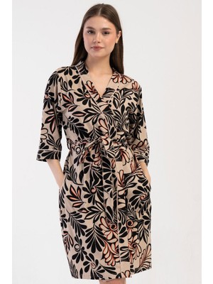 Vienetta Kadın Büyük Beden Kapri Kol Kuşaklı Desenli Bej Sabahlık C3T6N0804