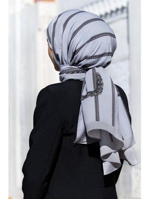 Vissona Lüks Medine Ipeği Zincir Desenli Gri Renkli 75X195 Kırışmaz Şal Moss Krep Dikiş Tipi Italyan Dikişli