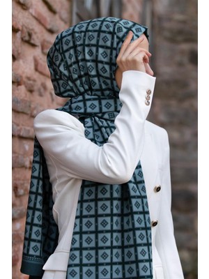 Vissona Lüks Medine Ipeği Kare Desenli Zümrüt Yeşili Renkli 75X195 Kırışmaz Şal Moss Krep Dikiş Tipi Italyan Dikişli