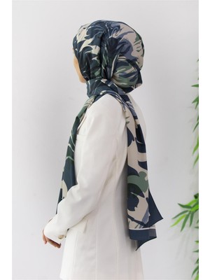 Vissona Lüks Medine Ipeği Geometrik Desenli Indigo Renkli 75X195 Kırışmaz Şal Moss Krep Dikiş Tipi Italyan Dikişli