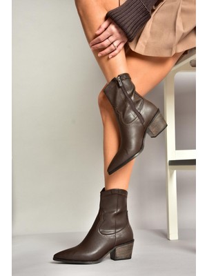 Fox Shoes T356654109 Kahverengi Sivri Burunlu Kalın Topuklu Kadın Bot