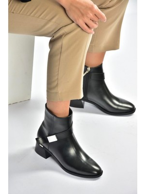Fox Shoes V518047009 Siyah Kalın Alçak Topuklu Kadın Bot