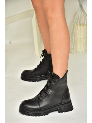 Fox Shoes T555102903 Siyah Hakiki Deri Alçak Topuklu Kadın Bot
