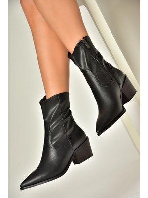 Fox Shoes T356654109 Siyah Sivri Burunlu Kalın Topuklu Kadın Bot