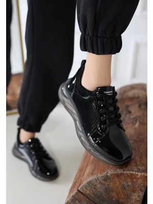 Elma Shop Piona Siyah Rugan Gri Tabanlı Spor Ayakkabı