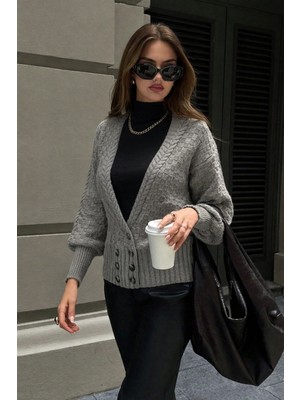 We&Me Kadın Alttan 6 Düğmeli Crop Hırka