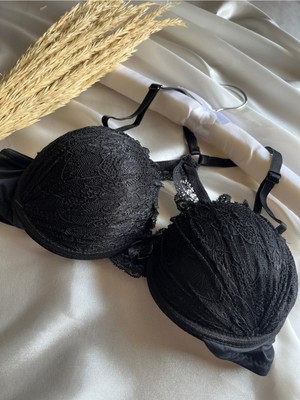 Modellife Kadın Siyah  Slikon Dolgulu Sırtı Çapraz Dantelli Sütyen