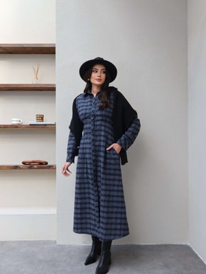 Esra Helvacı Ekose Desen Bel Pensli Elbise