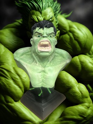 İki Cadı Tasarım Hulk Yeşil Dev Biblo | Dekoratif Polyester Obje Masaüstü Karakter Figürü