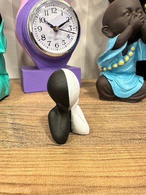İki Cadı Tasarım Siyah Beyaz Renkli Dekoratif Soyut Obje, Biblo