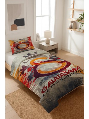 Dolce Mariee Futbol Temalı Kadife Kumaş Çocuk ve Genç Yatak Örtüsü Seti (2 Parça) TKY0035