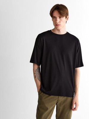 Gant Erkek Siyah Relaxed Fit Bisiklet Yaka Logolu T-Shirt